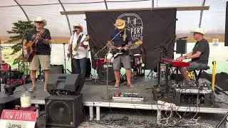 The Breeze   Big Revival w Sal Patron at Jamesport Farm Brewery 🍻👍🏼September 3, 2022