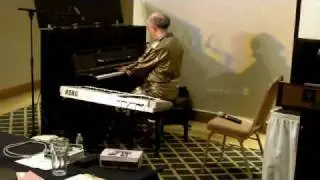 Lawrence Ball performing at UnSeminar8