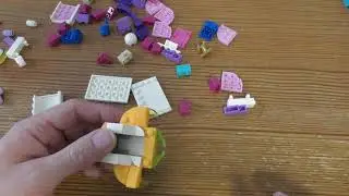 Building Lego Uniktty Unikingdom Fairground Fun SET 41456 PART 2