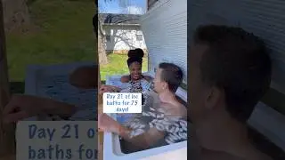 Day 21! An AESTHETIC ice bath 🌸 #icebath #coldplunge #couple #boss