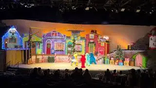 ShowAlong Videos - Elmo&rsquo;s Christmas Wish show at SeaWorld Orlando