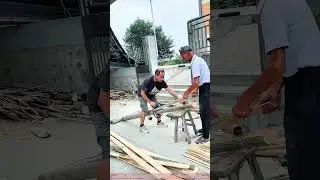 Splitting Bamboo with a Unique Wheel Tool for a Boat Roof