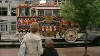 Circus Wagons Make Stop At Capitol