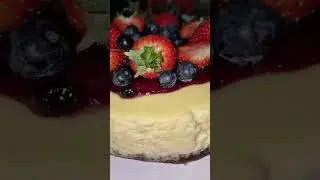 00:00 o'clock  HappyNewYear2026 #zerooclock #btsarmy #newyear2026 #cheesecake #yummy #food #baking