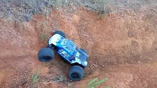 Arrma Nero with diff brain crawl test course 1