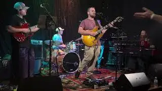 Cats On The Bus - Quinn The Eskimo (Bob Dylan)