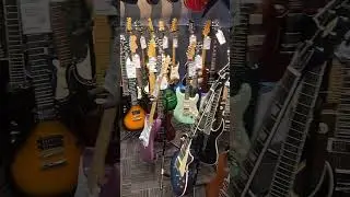 USED GUITARS: THE GUITAR CENTER PASADENA 08 09 2025