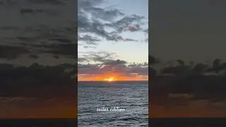 #seamanstory #lifeatsea #sunrise #beingmariner #seafarer #youtubeshorts #shots #travel #explore #dyd