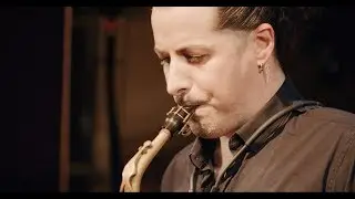 PLUME: Escaping the Dark Side (live at Sextan)