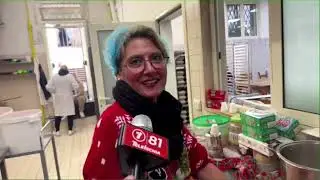 Napoli. Volontari al lavoro alla Mensa del Carmine (collegamento Marco Altore)