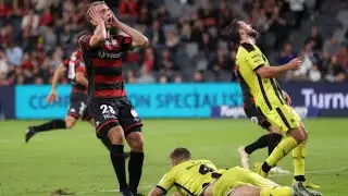 Western Sydney Wanderers FC v Wellington Phoenix - Macca's&reg; Mini Match | Isuzu UTE A-League