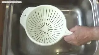 Make Ricotta with this easy-to-use Cheesemaking Kit