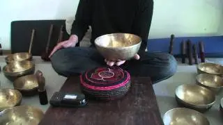 Klangschale f&uuml;r Klangmassage Nr. 9 von www.Buddhafiguren.de