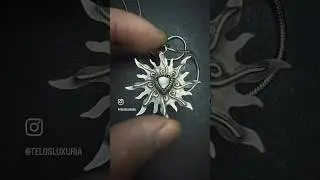 Moldavite Sun pendant by Telosluxuria! Meteorite glass #jewelry #silversmith #wirewrappingtutorial