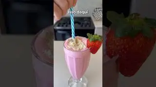 COMO FAZER MILKSHAKE DE MORANGO! 🍓 #receitas #doces #milkshake #receitafacil