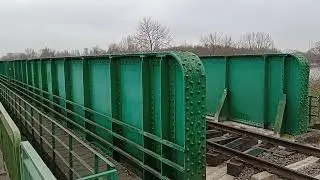 Langs de Scheldebrug van L86