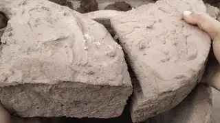 New soft fluffy chunks Dusty pure mud dirt clay Dry water claypot🥰 CRUMBLING Dipping satisfying ASMR
