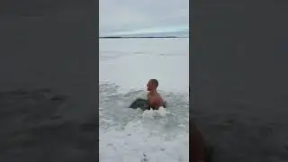Ice jacuzzi in frozen Lake M&auml;laren, Sweden 🇸🇪