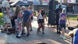 Alive@Five: 8 Ohms Band concerts 🎺🎸🎹🎤🥁🎷🎶🔊 (on Thursday July 24, 2025)
