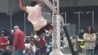 TDub - Sick Two Handed Tomahawk Dunks