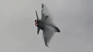 Finish air force F-18 demonstration RIAT 2025 - impressive (4K)