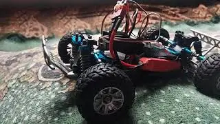 Funny playing rc car with front differential