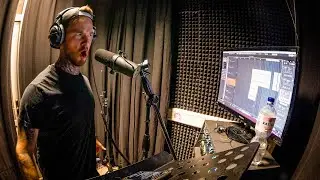 Unser S&auml;nger Fabio im Studio mit Daniel von Eskimo Callboy f&uuml;r Feature bei Samurai Pizza Cats