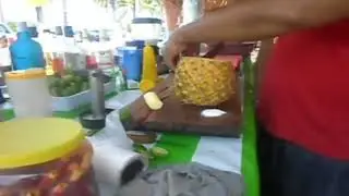 Dos bebidas r&aacute;pidas y deliciosas, sangr&iacute;a y pi&ntilde;a loca con pi&ntilde;a colada al mero estilo de acapulco