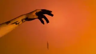 Hands - a short film on ocd (by Holly Hughson)