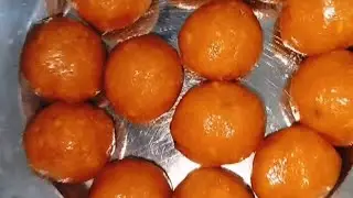 सबसे आसान तरीके से बनाए बेसन का  लड्डू सिर्फ 10 मिनट में #food #cooking #shortvideo #shorts 