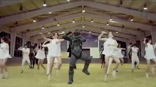 Gangnam Style with Astronaut Max #astronaut #dance #gangnamstyle #funny #youtube #funnyvideo