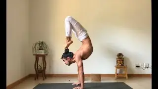 Tips para la postura del escorpión (vrschikasana)