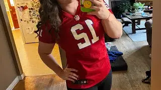 Comparing NFL Jersey Sizes for Women (Youth Boys XL, Women&rsquo;s Large, Youth Girls XL)