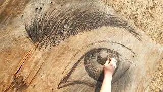 Drawing a Realistic Eye with Charcoal | Step by Step
