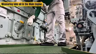 Measuring & Refilling Engine Oil on a Ship ⚙️🚢　