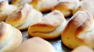 How To Make Parker House Rolls