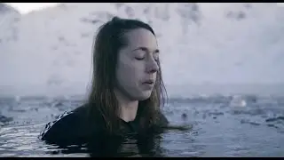 Ice Swimming in Red Tarn | dryrobe&reg; x Sarah Gerrish