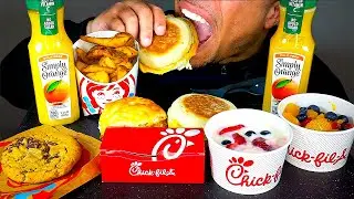 ASMR WENDY'S VS CHICK-FIL-A EATING SHOW BIG BREAKFAST WITH HASH BROWNS MUKBANG