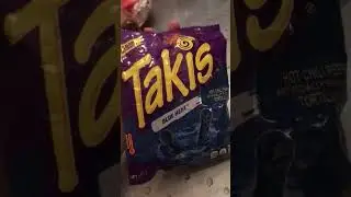 Обзор на Takis Blue Heat Hot Chili Tortilla Chips #shorts