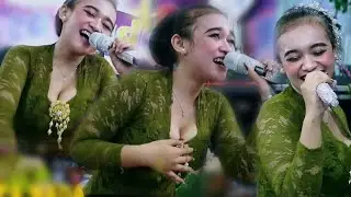 DUMES || Ririn Dea Sinden Gemoy #musikcover #dangdut #dj #hiburanjawa #fyp #shorts #sindengemoy