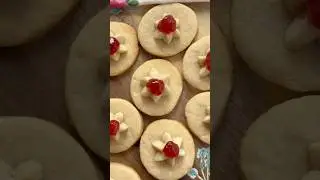 Strawberry Jelly Butter Cookies. Delicious cookies at home. #cookies #buttercookie