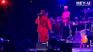 Jimmy Cliff - Many Rivers to Cross [Live 2005]