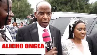 ASKOFU AIMBIWA WIMBO MAALUM WA KUPONGEZWA YEYE NA MKEWE MARA TU BAADA YA KUUNGANISHWA PAMOJA