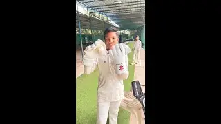 GRAY NICOLLS WICKET KEEPING GLOVES