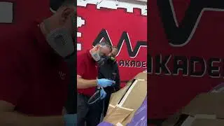 Spot Lackierung bei der Auto Akademie