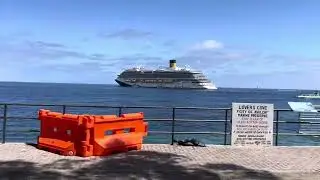 Arrived in Santa Catalina Island on my cruise ship and drive around the island.