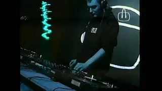 #vinylonly  DJ SET by x0351 aka DJ Airick @ PTV RadioVision 25-03-2001 #techno #house #electro