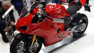 2018 Ducati Panigale V4S @ 2017 Motorcycle Live