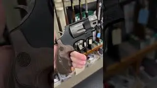 Smith and Wesson 327 357 magnum