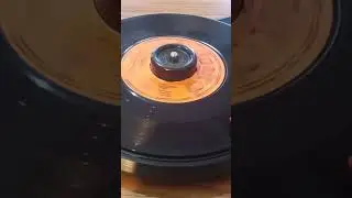 &Tau;ά&nu;&iota;&alpha; &Epsilon;&lambda;&lambda;&eta;&nu;&alpha;ί&omicron;&upsilon; ( &Nu;&tau;&alpha;&gamma;&iota;ά&nu;&tau;&alpha; ) Panivar &ndash; PA 660  &tau;&omicron;&upsilon; 1980